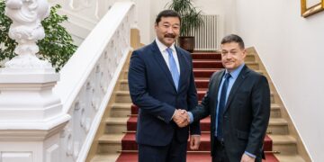 Deputy Speaker Nacher Hosts Mongolian Delegation in Prague