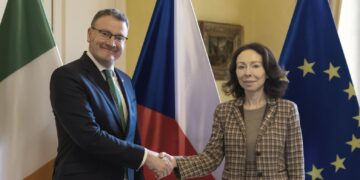 Deputy Minister Chatardová Receives Irish Ambassador Gibbons