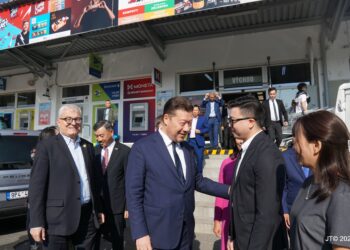 Czech Chamber Speaker Tomio Okamura Meets with Tamda Group Representative